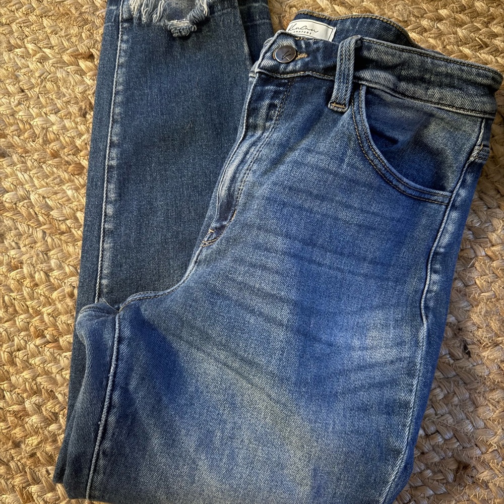 KanCan Distressed Blue Jeans
